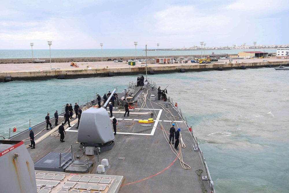 Crisis entre España y Estados Unidos por las bases de Rota y Morón