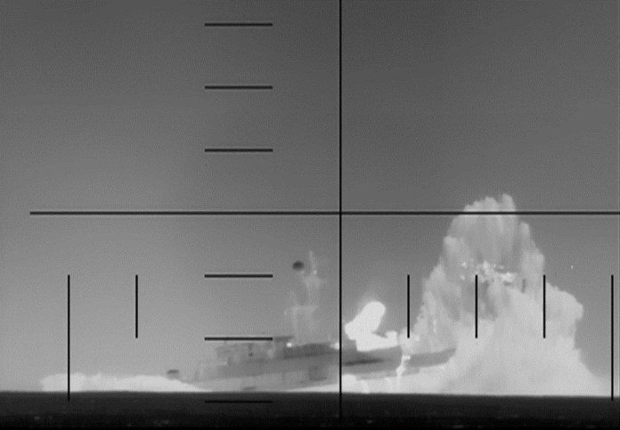 Un submarino nuclear de la Armada de EE.UU. atacó y hundió una fragata iraní en el océano Índico